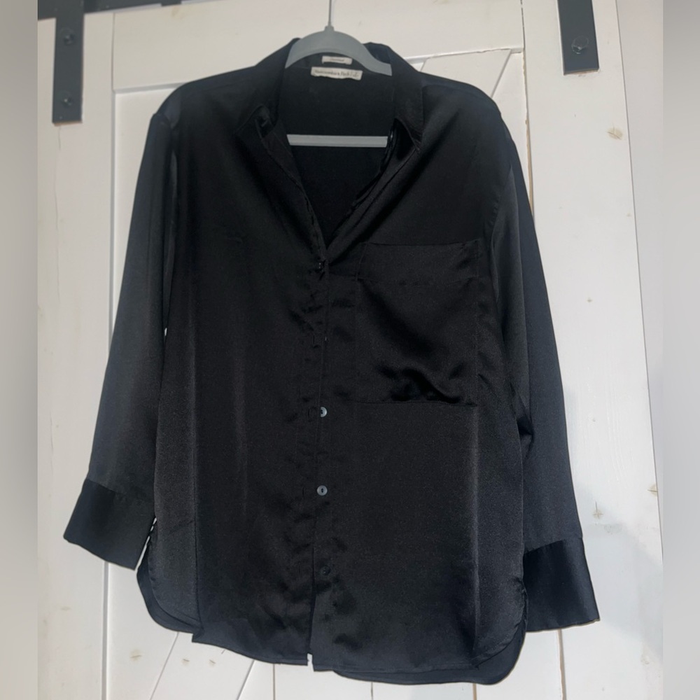 Abercrombie A&F Oversized Satin effect button down shirt.